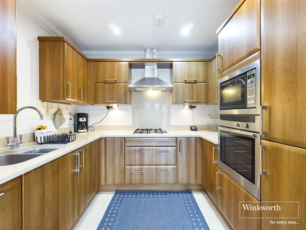 Property photo 3 of 11 Picture No. 15