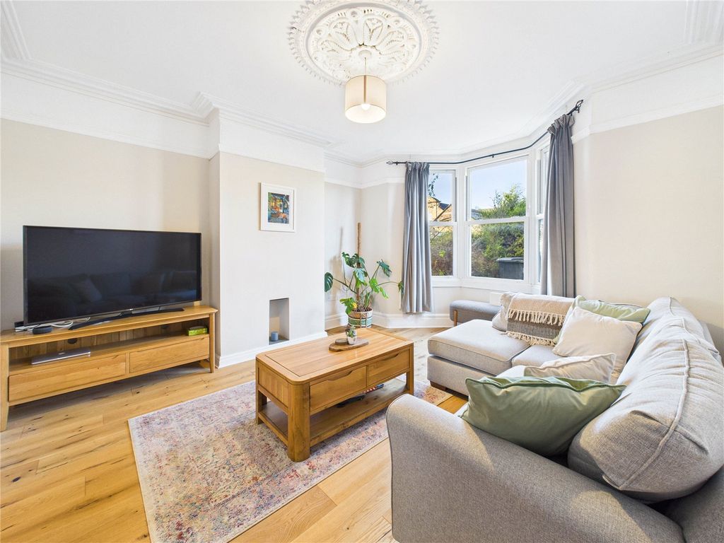 Property photo 3 of 29 Picture No. 21