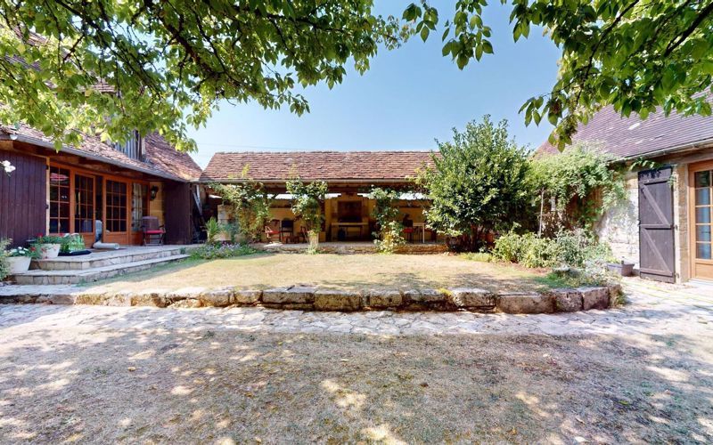 Property photo 3 of 29 Photo 4