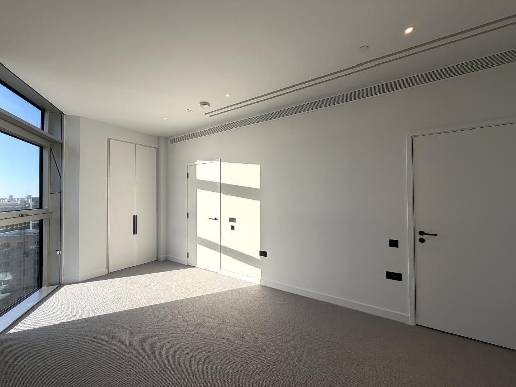 Property photo 3 of 16 Photo 3