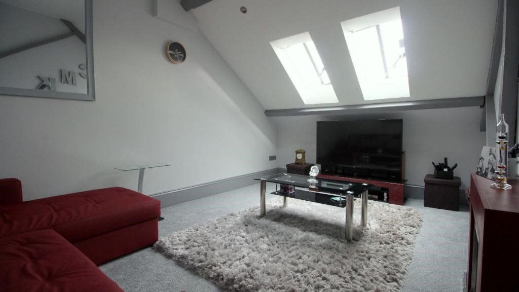 Property photo 3 of 7 Picture 3