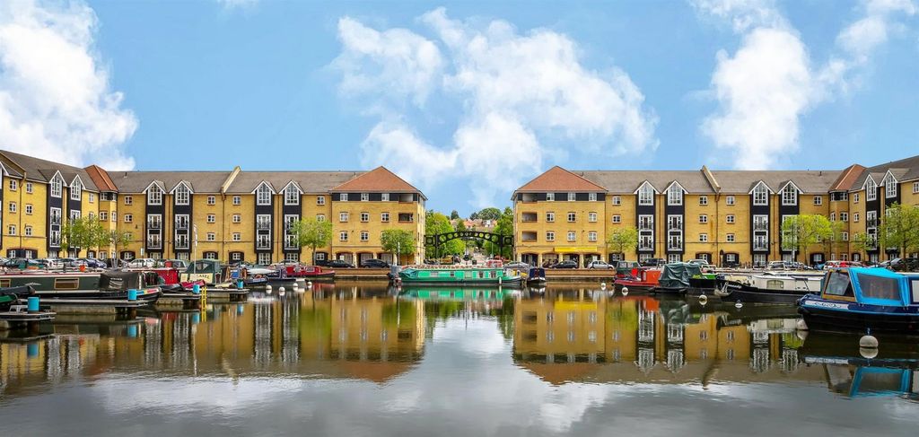 Property photo 1 of 18 Marina.Jpg