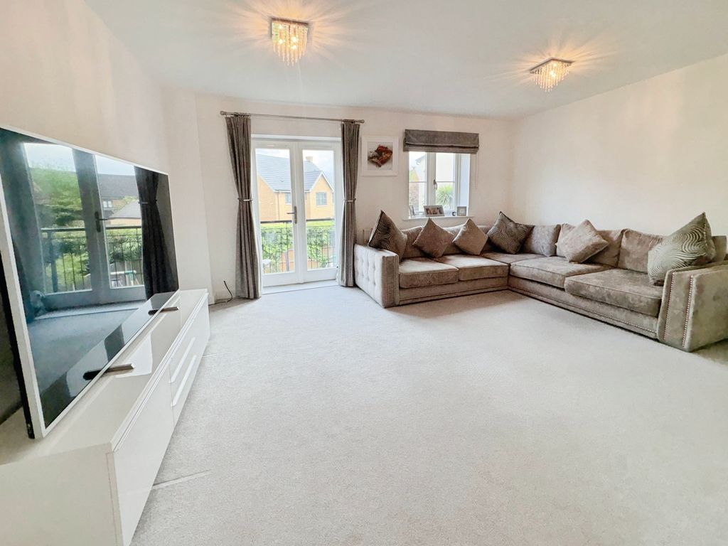 Property photo 2 of 23 71709996-Img_4146