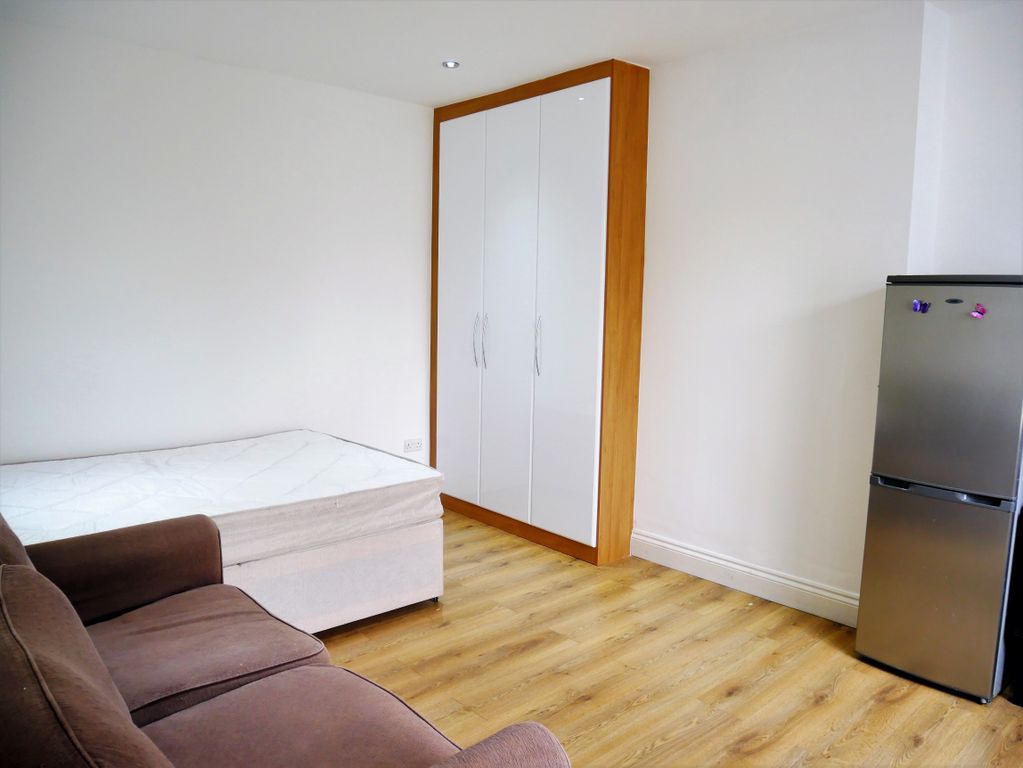 Property photo 1 of 4