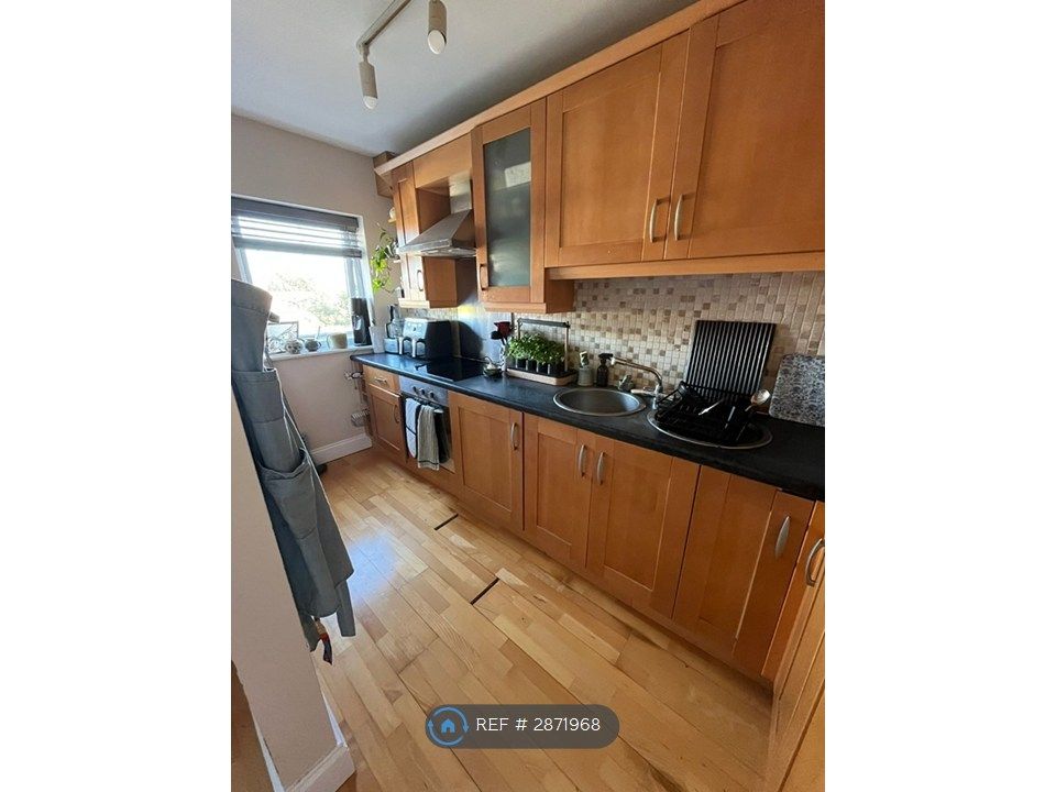 Property photo 3 of 7