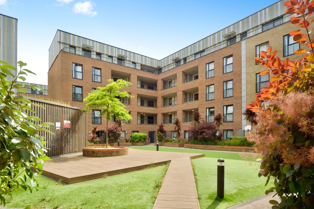 Property photo 1 of 19