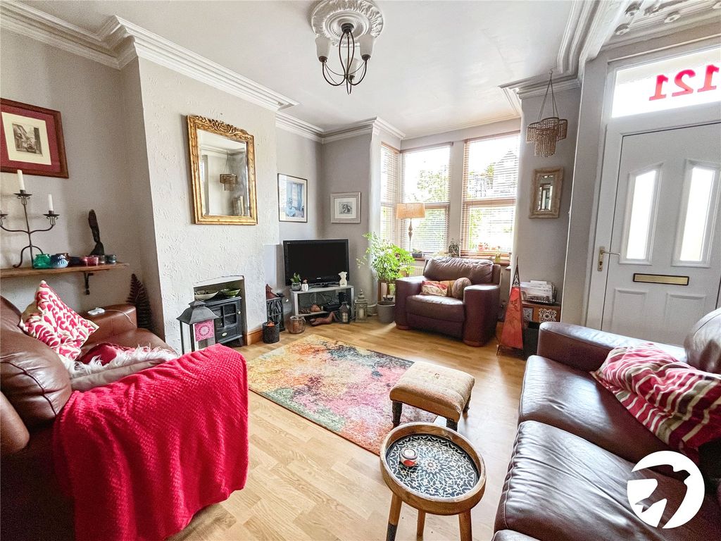 Property photo 3 of 11 Picture No. 04