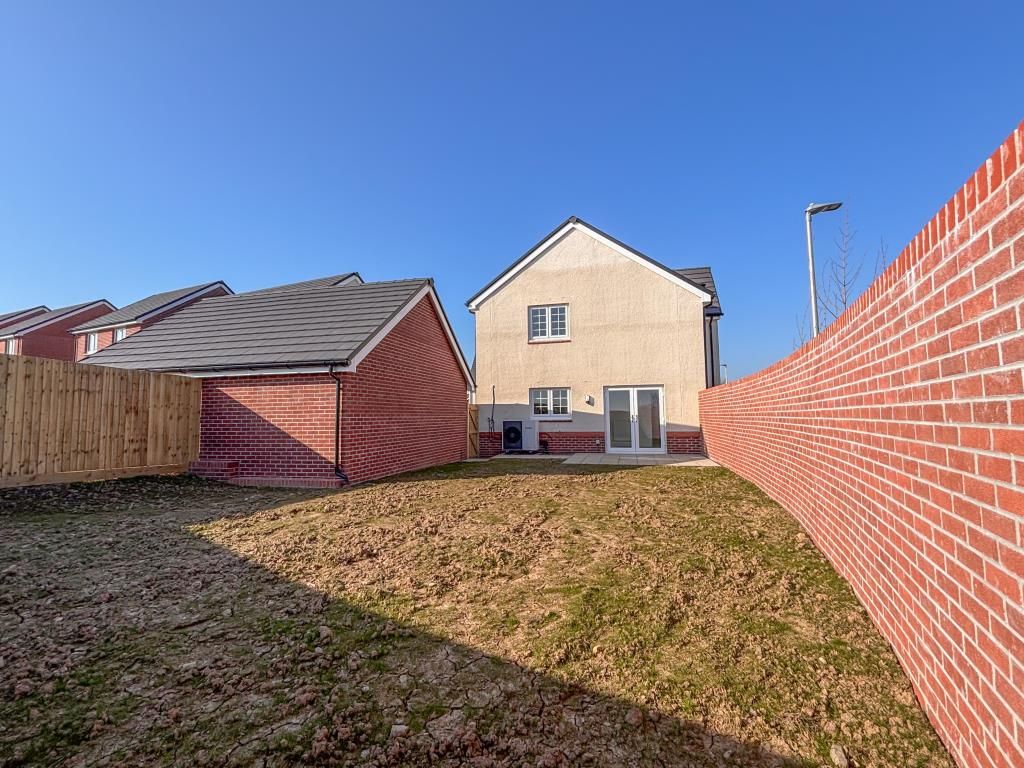 Property photo 2 of 6 Hamstead6.Jpeg