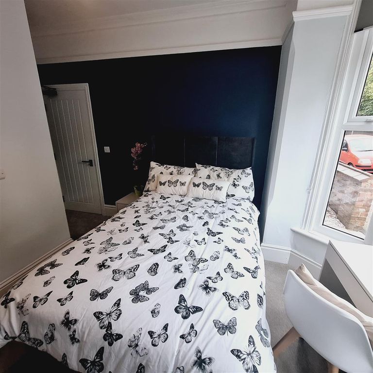 Property photo 2 of 8 Room 1 (1)(A).Jpg