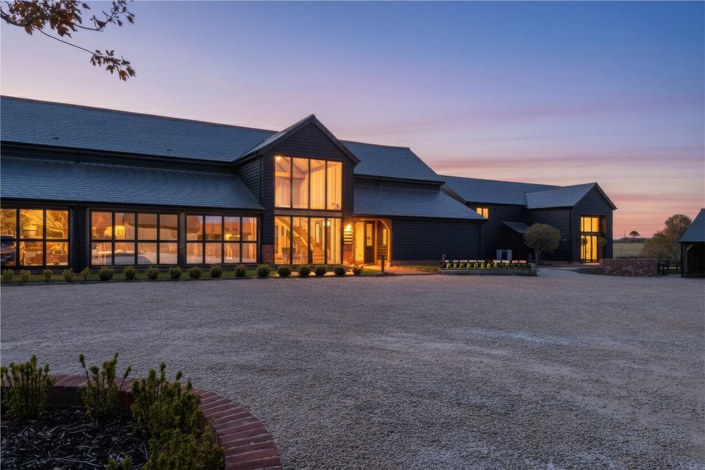 Property photo 1 of 31 Picture No. 25