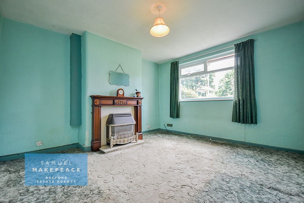 Property photo 3 of 17 Gallery