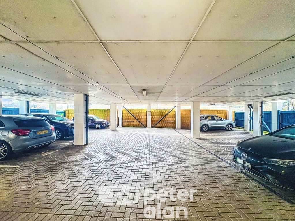 Property photo 3 of 21 Exterior