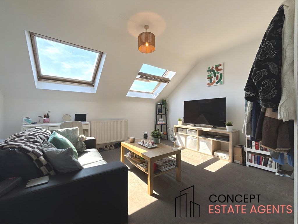 Property photo 1 of 4