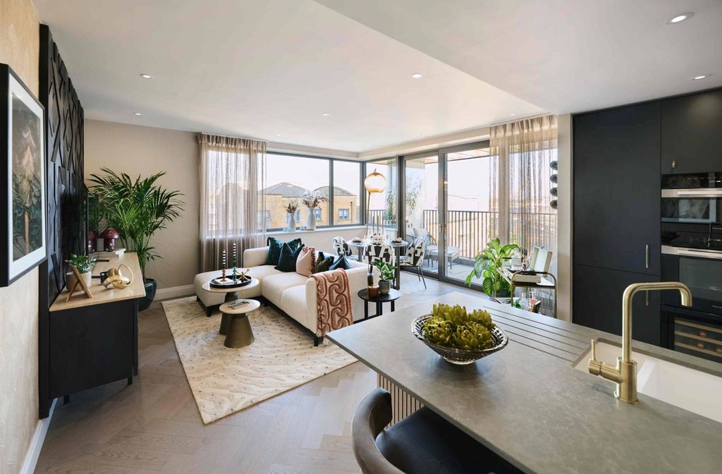 Property photo 2 of 16