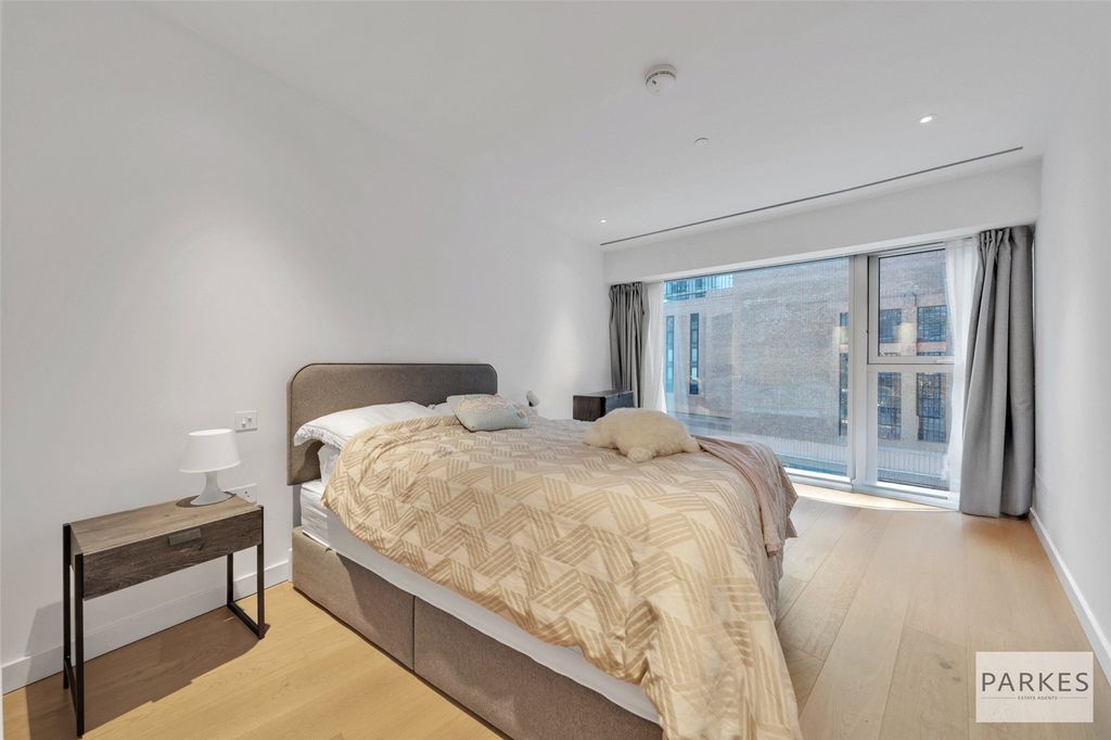 Property photo 3 of 19 Picture No. 03