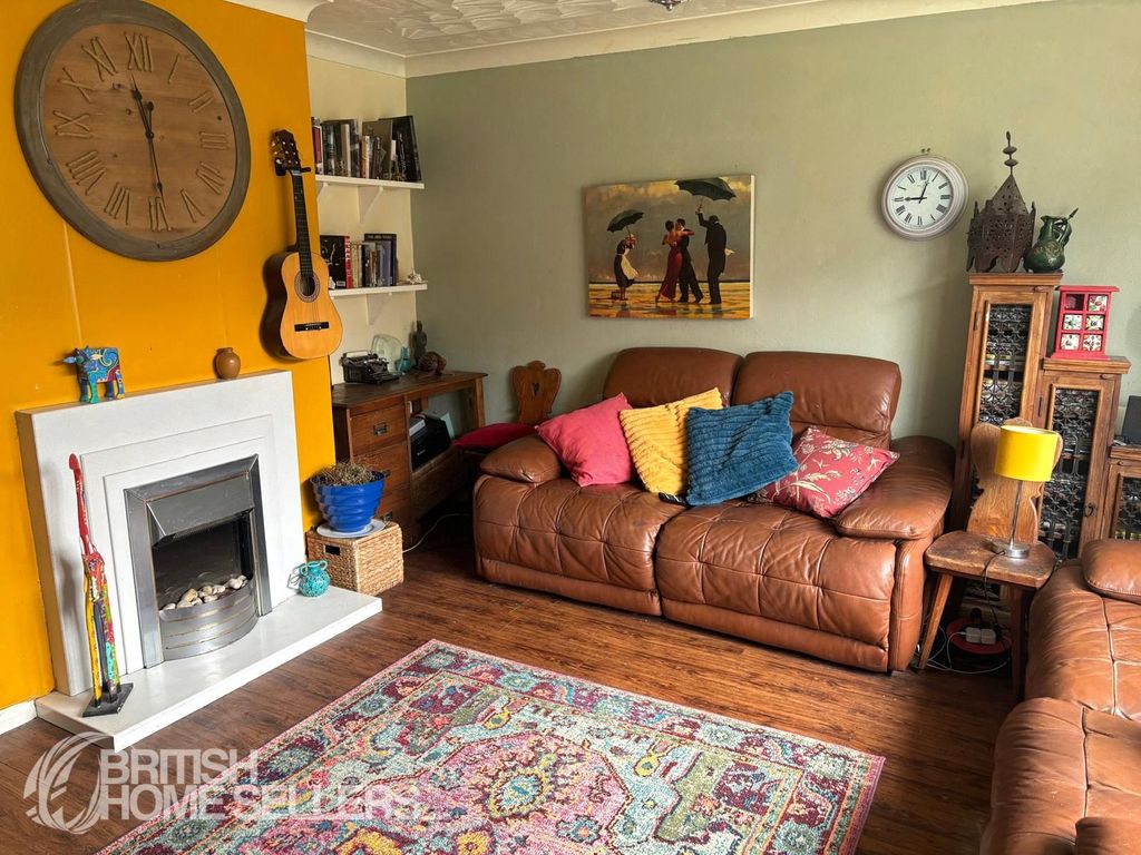 Property photo 3 of 14 Picture No. 14