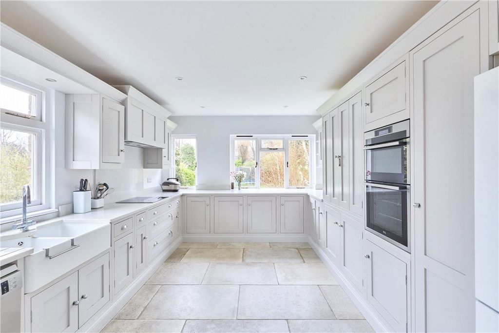 Property photo 3 of 12 Picture No. 15