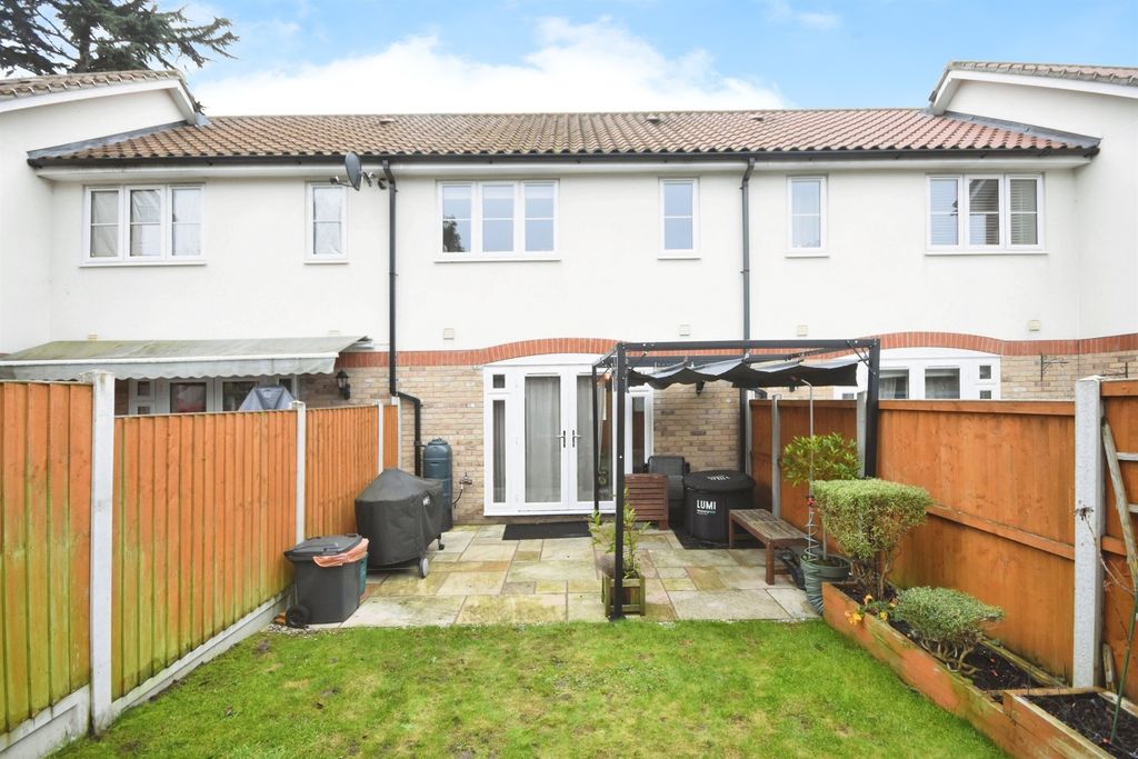 Property photo 3 of 16