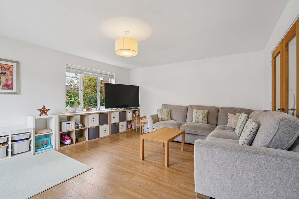 Property photo 3 of 15