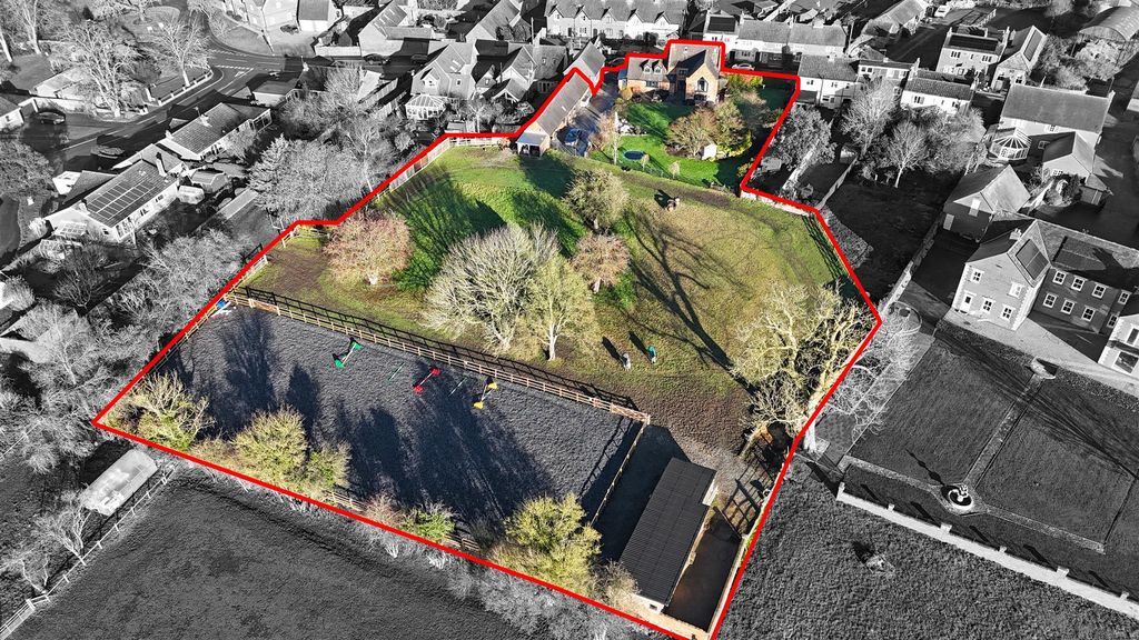 Property photo 2 of 63 c3.Jpg