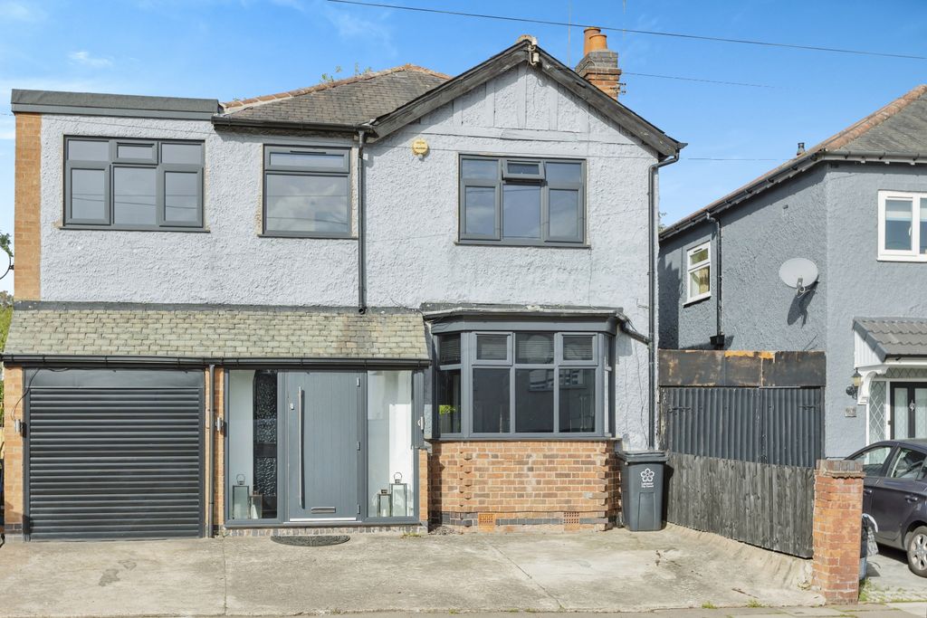 Property photo 1 of 15 Photography