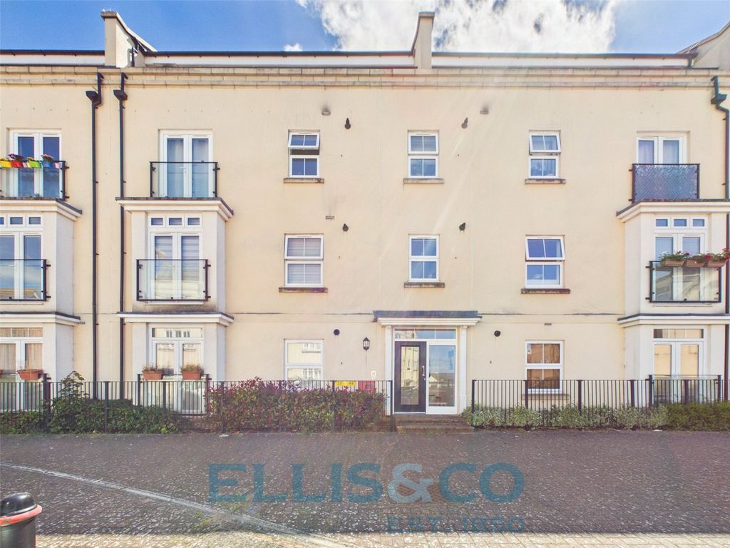 Property photo 1 of 15 Picture No. 10