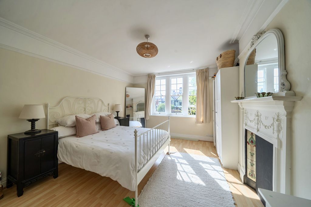 Additional image 21 of 5 bed semi-detached house for saleWoodstock Road, Oxford OX2