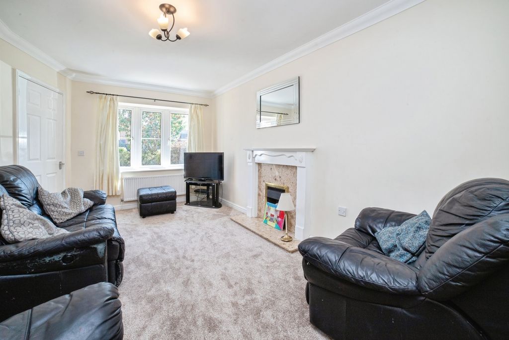 Property photo 2 of 19 Pbox-Img.Jpg