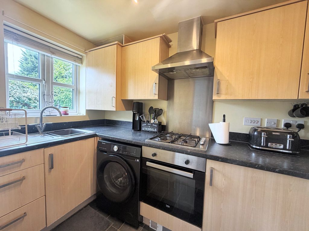 Property photo 2 of 12 Img_3683