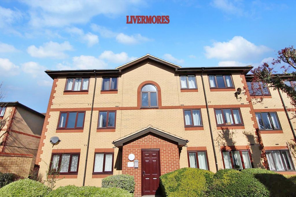 Property photo 1 of 6 5 Sidmouthdp.Jpg