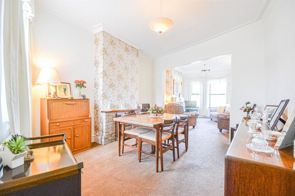 Property photo 3 of 13 Dining Room