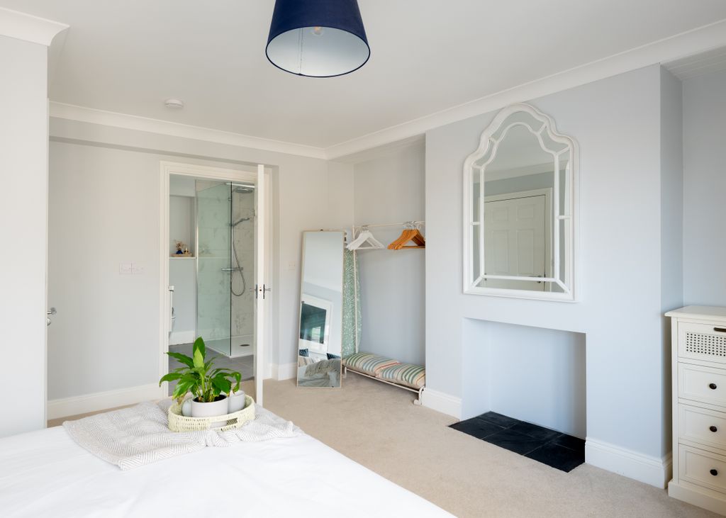 Additional image 8 of 2 bed flat for saleStrand Street, Padstow PL28