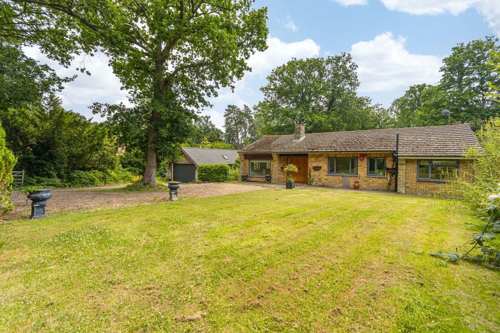 Property photo 1 of 29