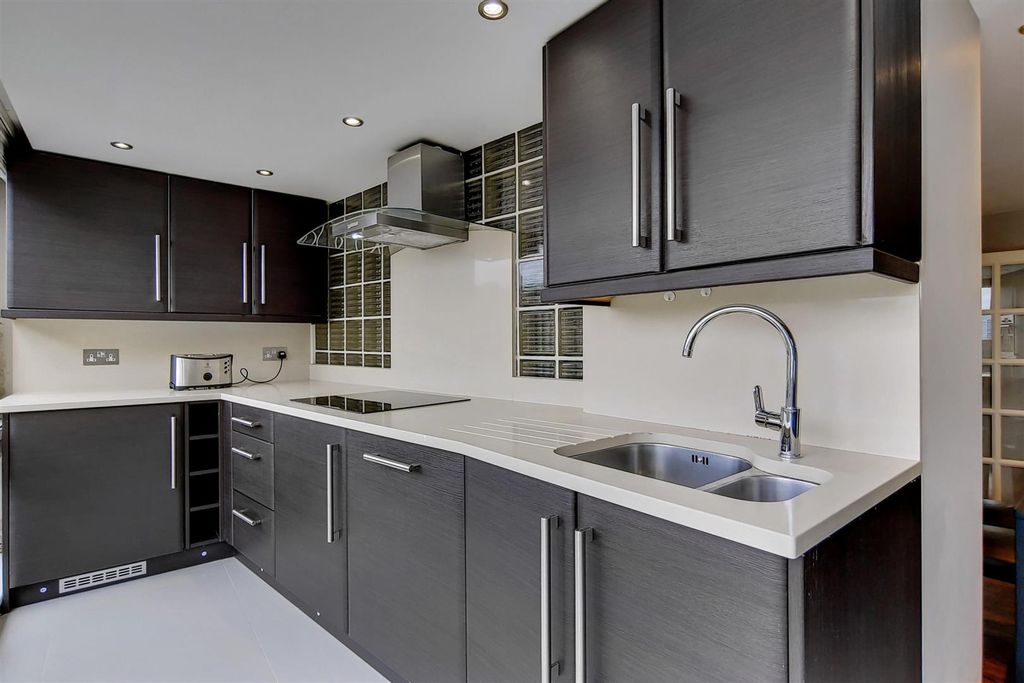 Property photo 1 of 14 1_Kitchen-Dining-Room-0-1-Scaled.Jpg