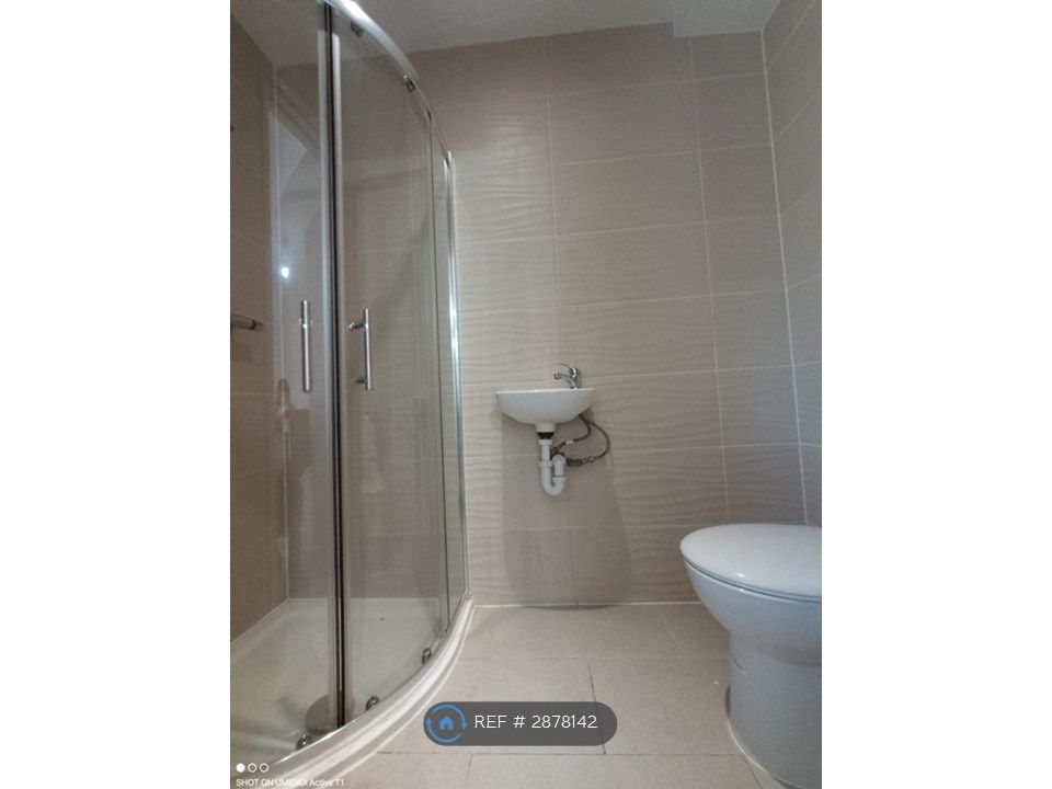 Property photo 1 of 3