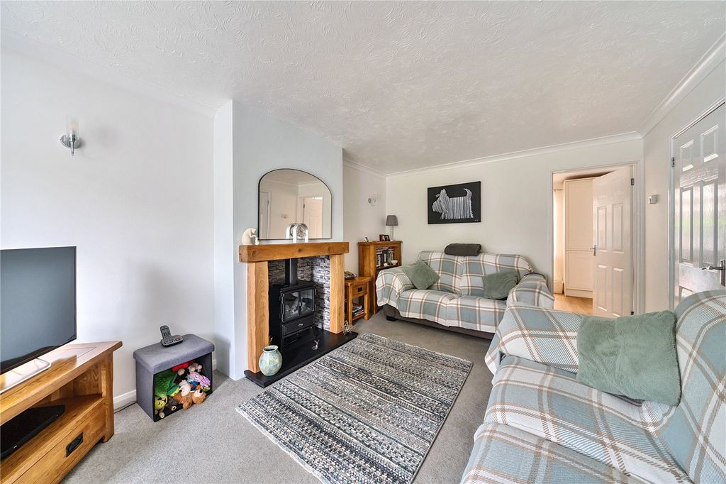 Property photo 2 of 19 Picture No. 30