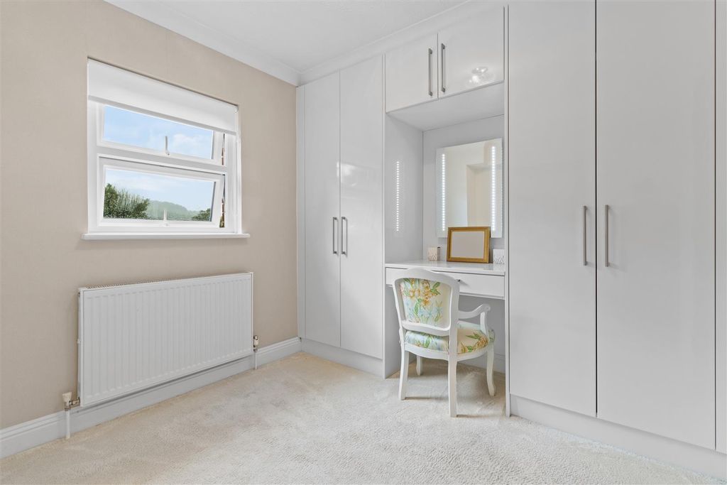 Additional image 13 of 3 bed flat for saleSt. Johns Road, Meads, Eastbourne BN20