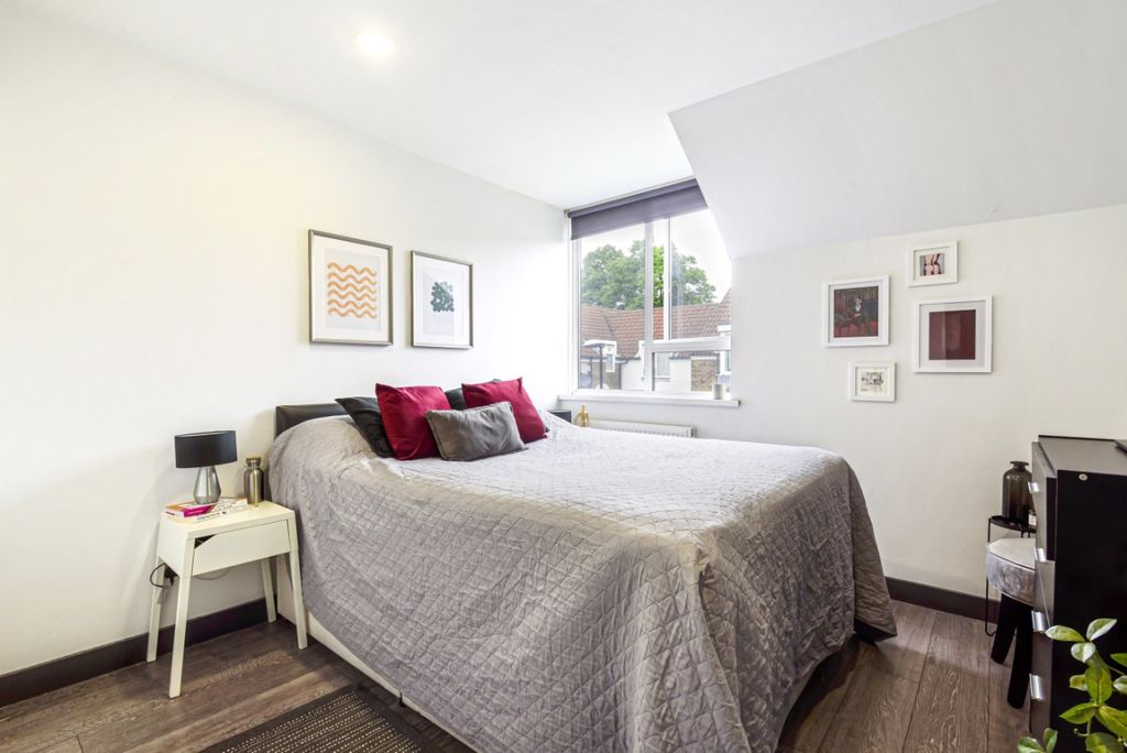 Property photo 3 of 7 856056 (4)