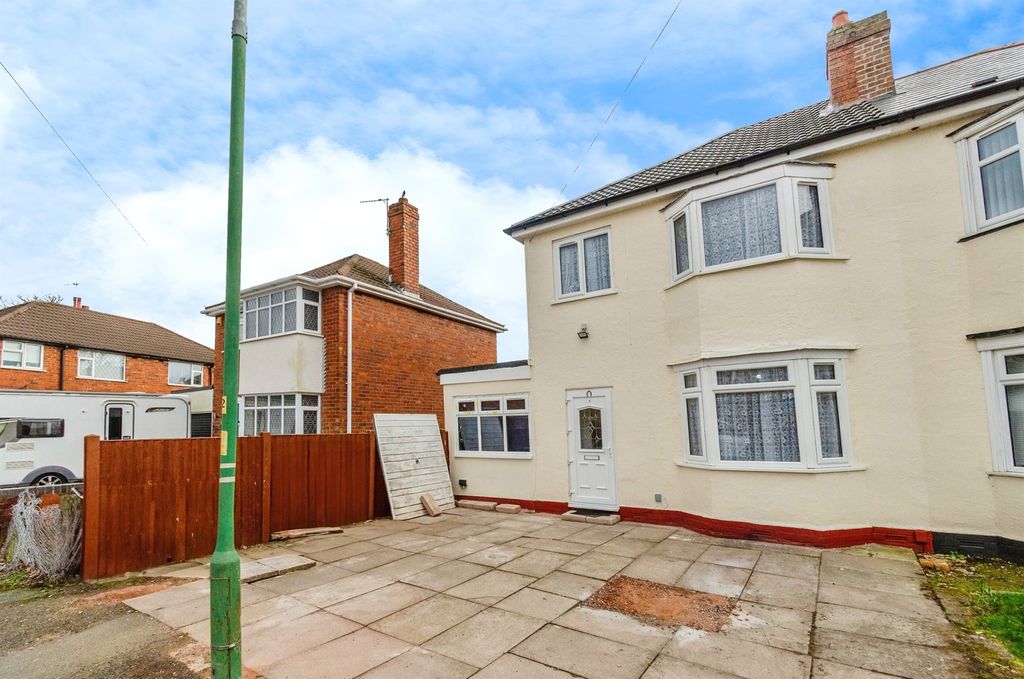 Property photo 2 of 18