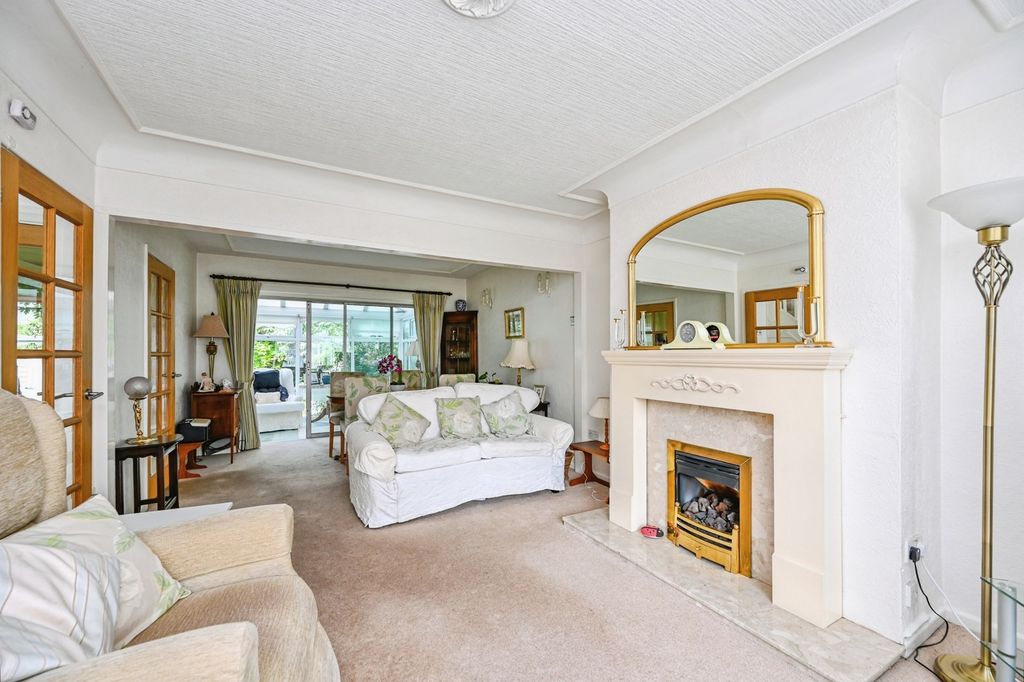 Property photo 3 of 17 Pbox-Img.Jpg