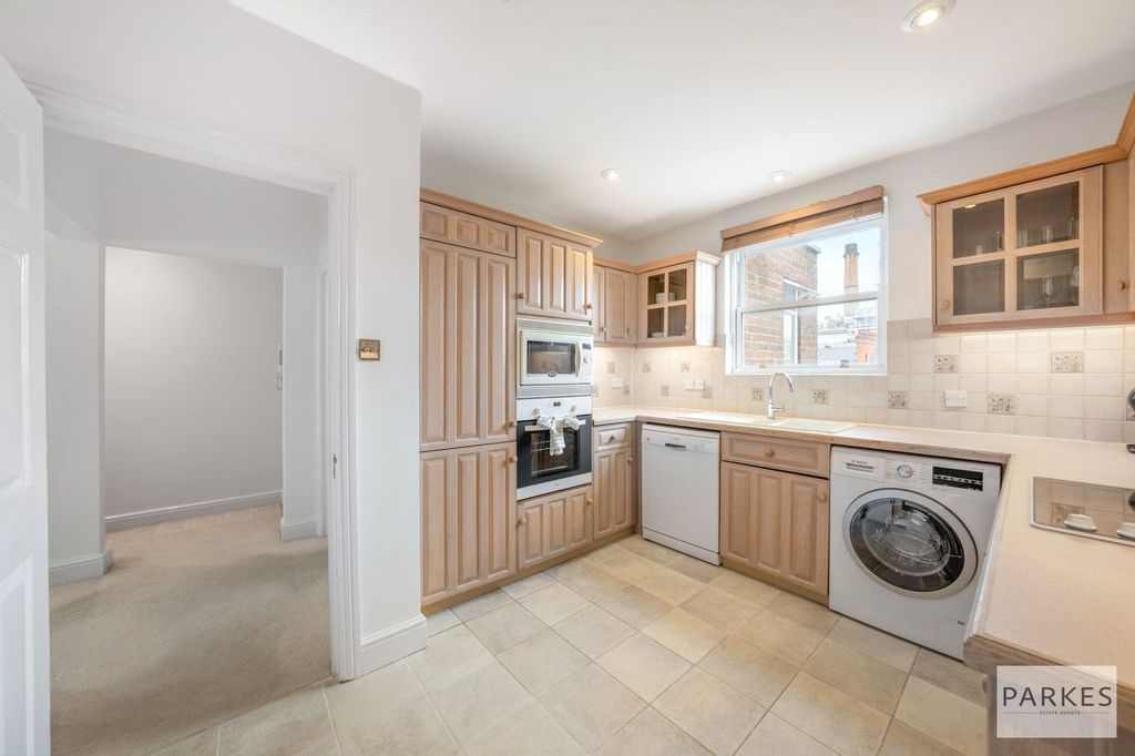 Property photo 3 of 13 Picture No. 07