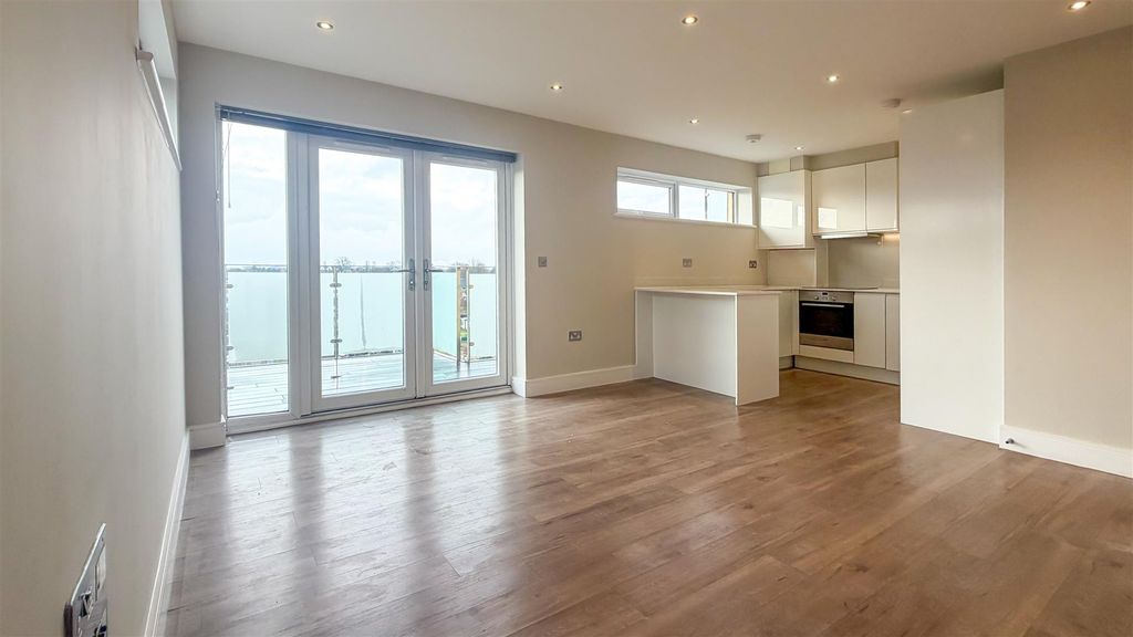 Property photo 2 of 8 2.Jpg