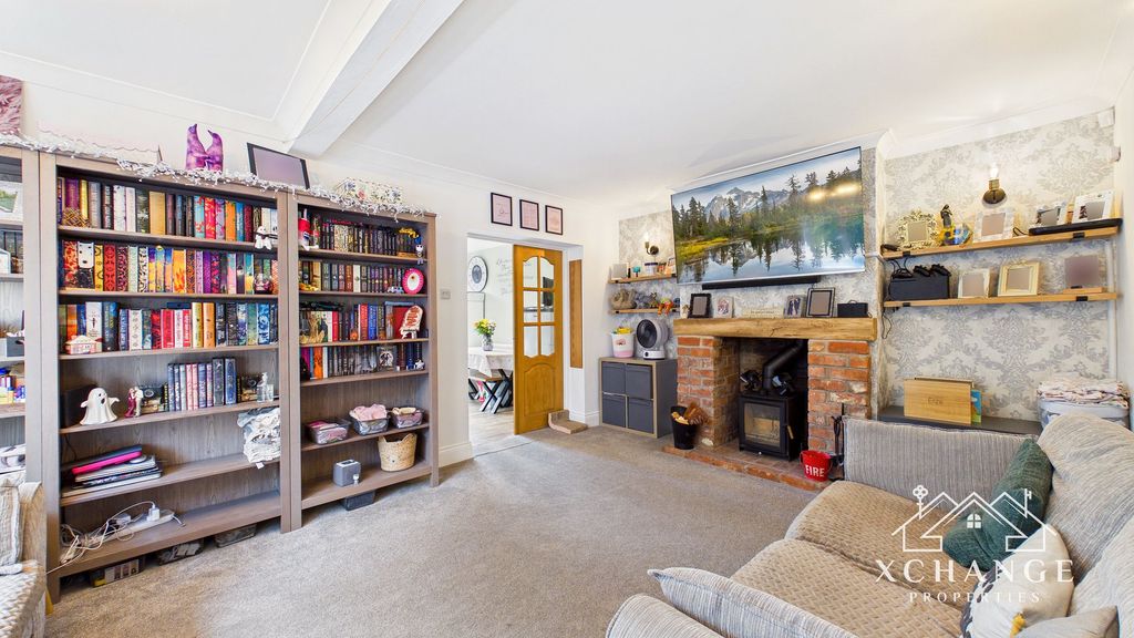 Property photo 3 of 34