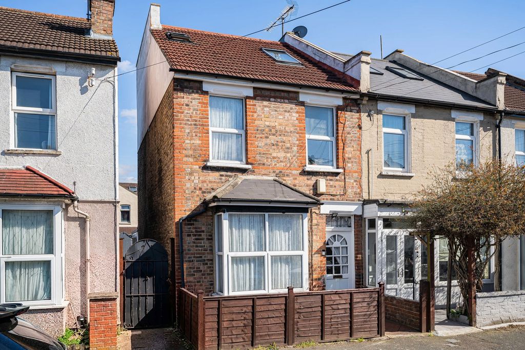 Property photo 1 of 28 Exterior