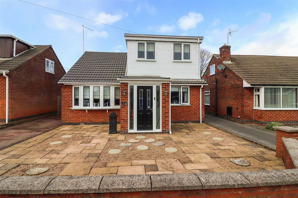 Property photo 1 of 27
