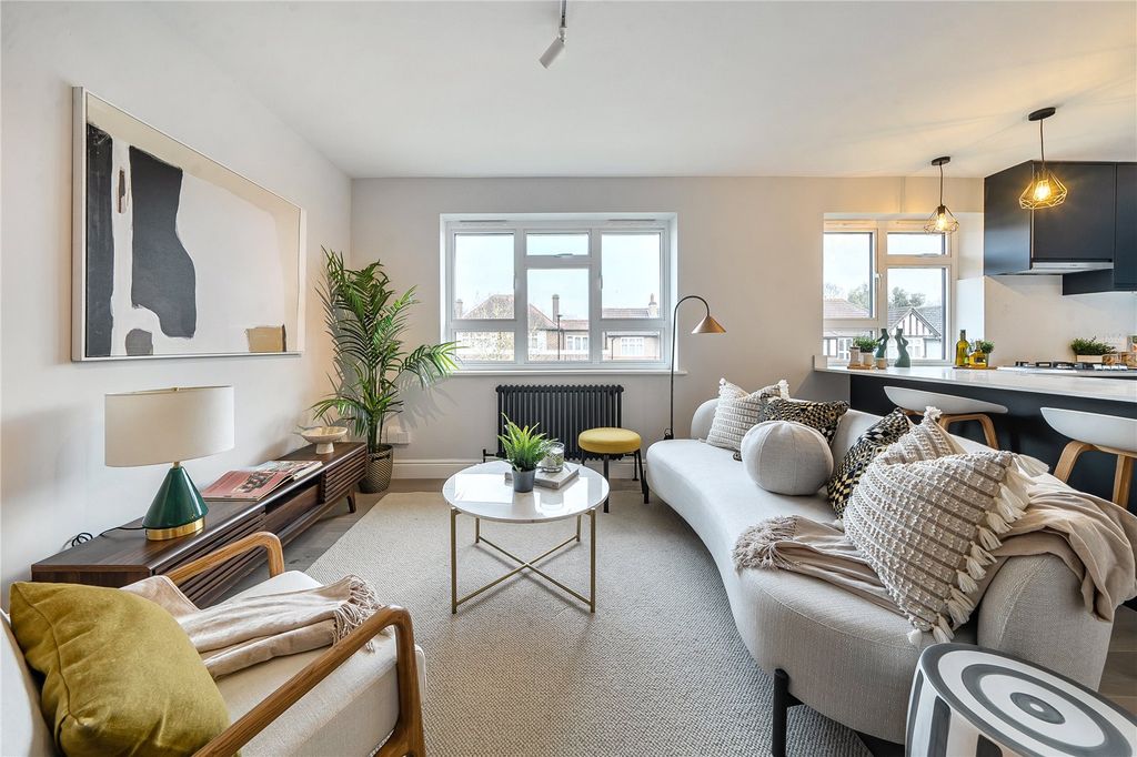 Property photo 3 of 13 Picture No. 12