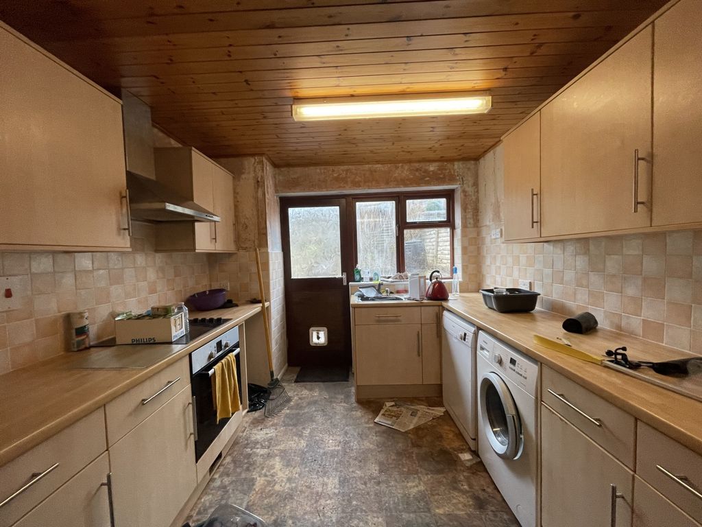 Property photo 2 of 12 Photo 2