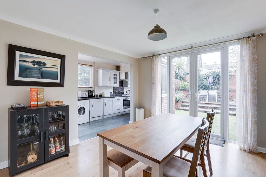 Property photo 3 of 18 Dining Room