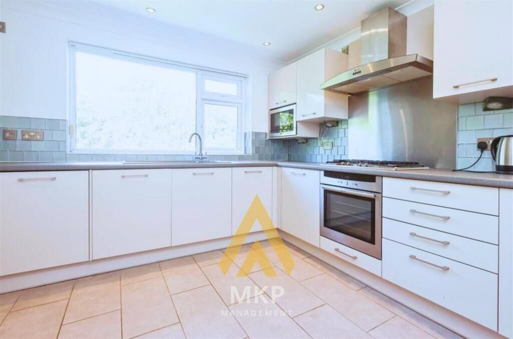 Property photo 3 of 15 Db8Cf444F2Bccdffac54A70d042Ffc5F.Png