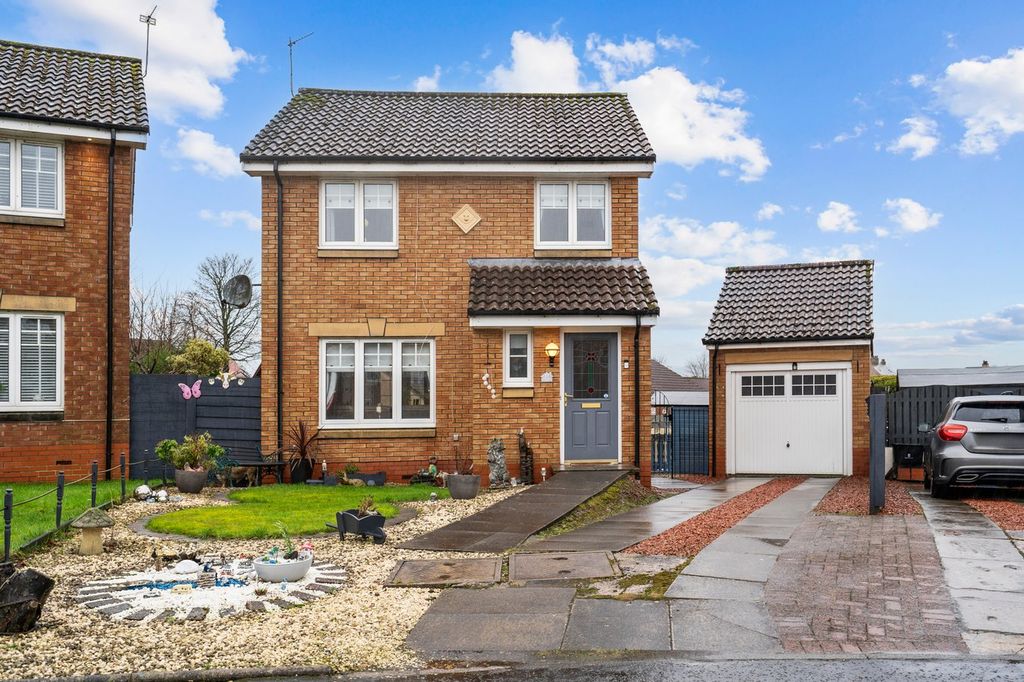 Property photo 1 of 25